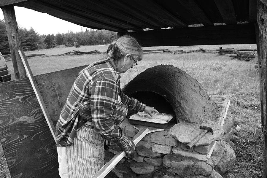 Making a bread oven